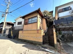 吉田中大路町中古戸建の画像